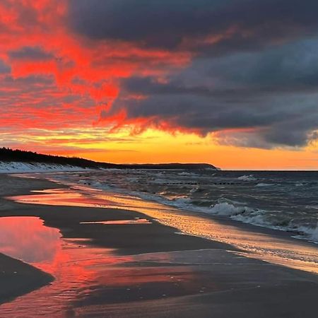 Willa Aura Mare Dziwnów Buitenkant foto