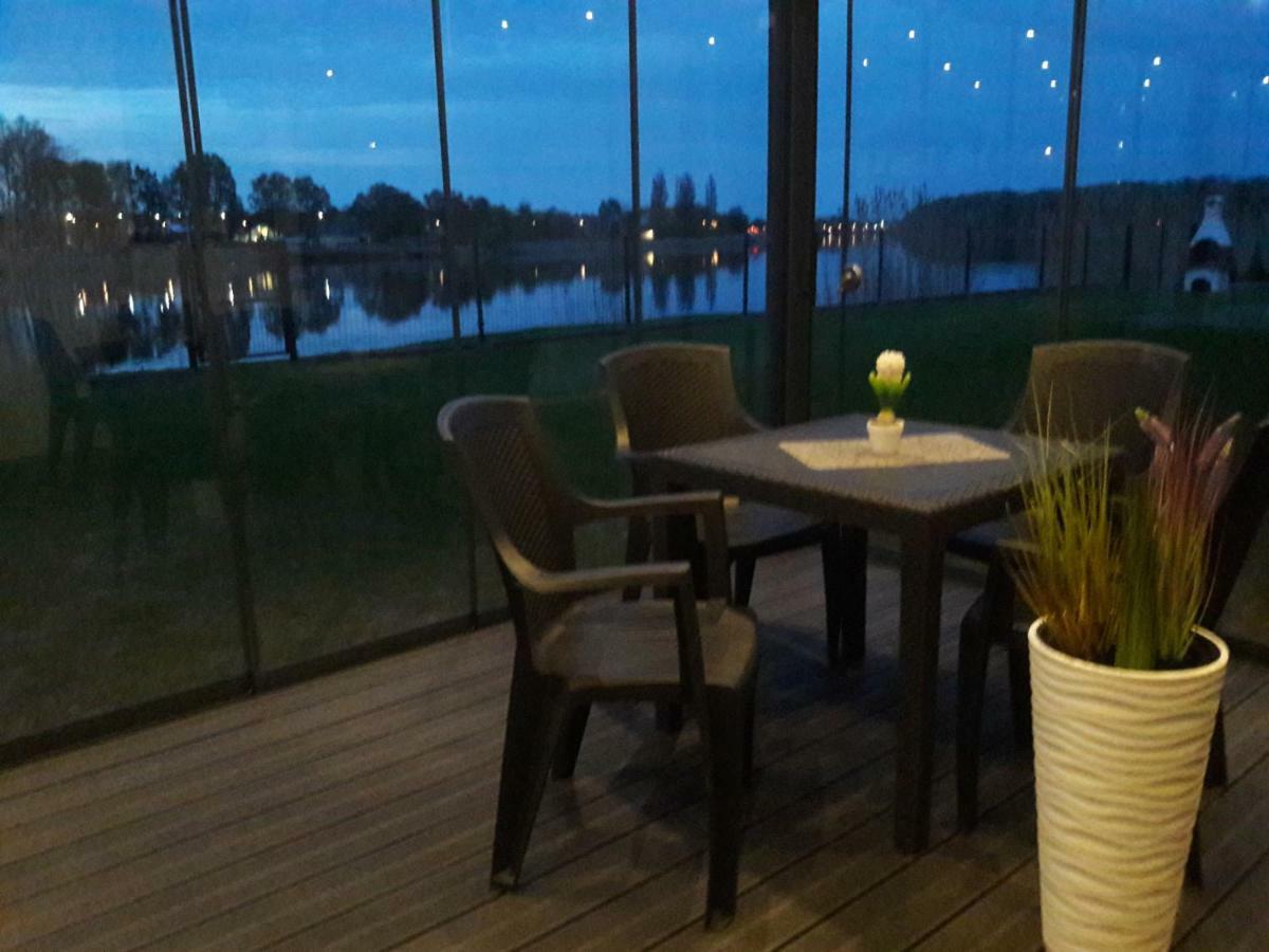 Willa Aura Mare Dziwnów Buitenkant foto
